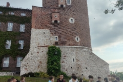 02-2