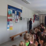 Wakacyjne bezpieczeństwo – spotkanie z policjantem